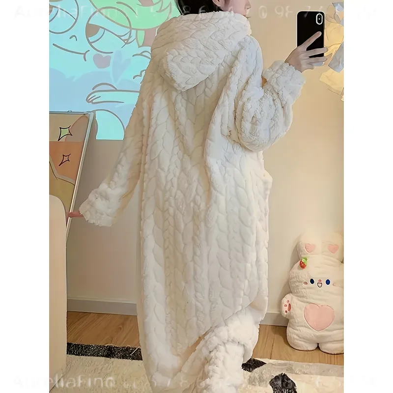 Damski szlafrok flanelowy na j – Bathrobe recenzja i cena